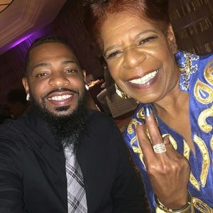 Meet your Posher, Bobbie